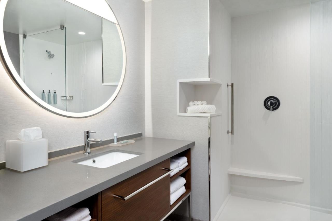 Courtyard By Marriott Richmond Scott'S Addition Ngoại thất bức ảnh