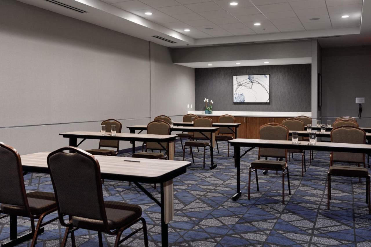 Courtyard By Marriott Richmond Scott'S Addition Ngoại thất bức ảnh